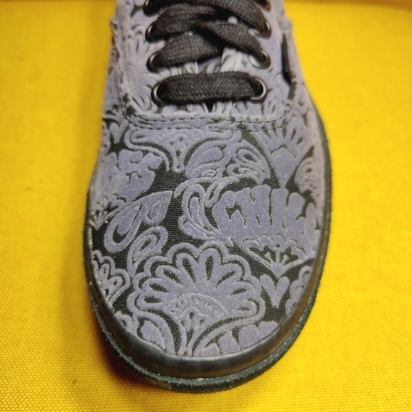 VANS Authentic Velvet Sidewall Wrapped Grey Unisex Sneakers Women's 8.5 Men's 7 - Picture 2 of 10